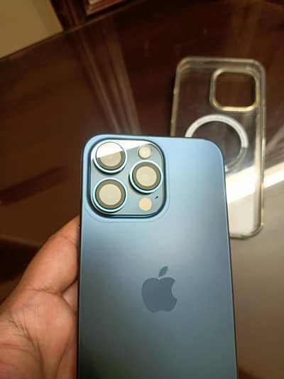 iPhone 15 Pro Max JV - 256GB - 97% battery