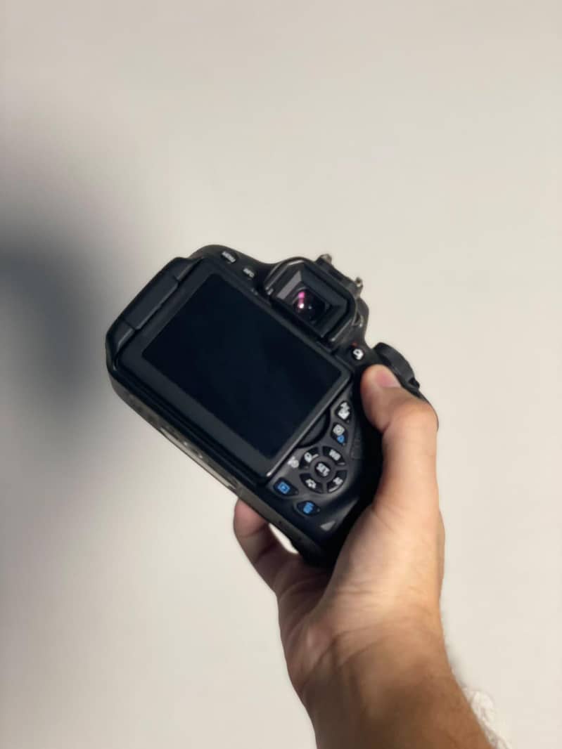 Canon 700D 6