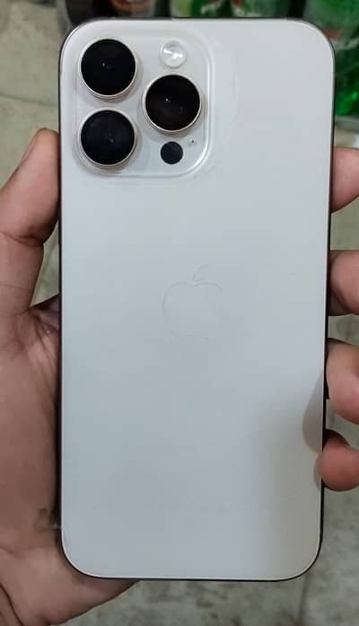 Apple iPhone 16 Pro Max