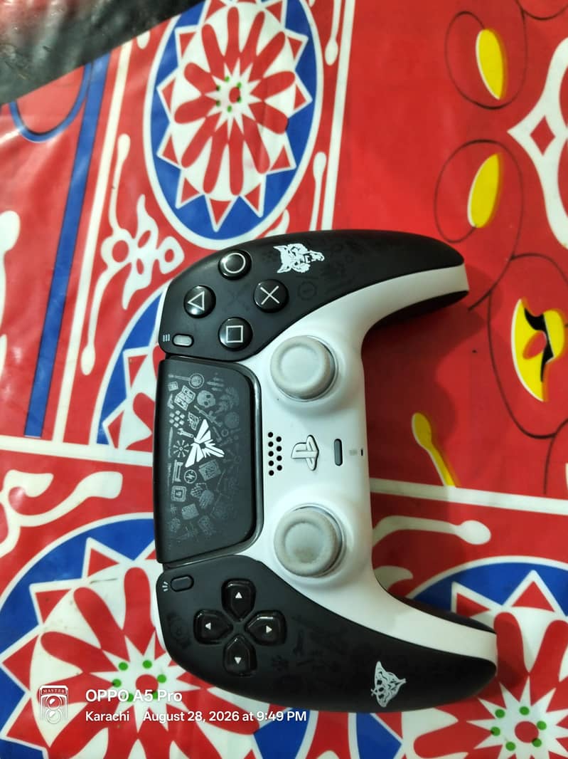 Sony ps 5 wireless controller 1