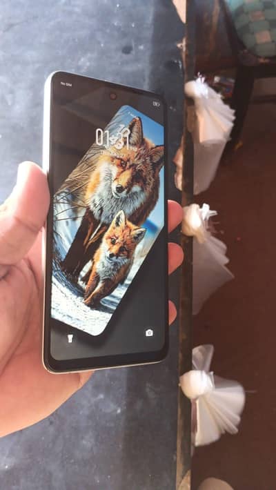 Infinix Smart 8 (4gb/128gb)