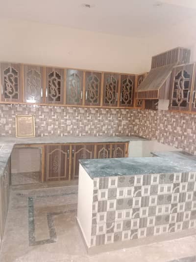 5 MARLA UPPER PORTION FOR RENT IN PAK ARAB
