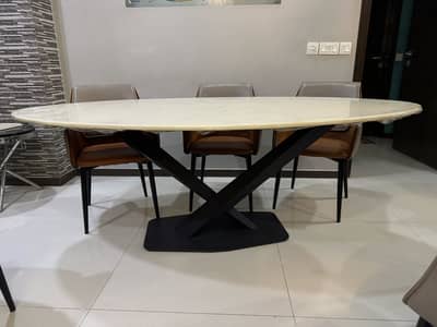 Zubaidas marble dining table