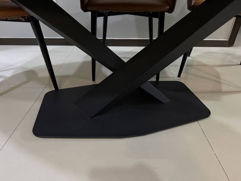 Zubaidas marble dining table 3