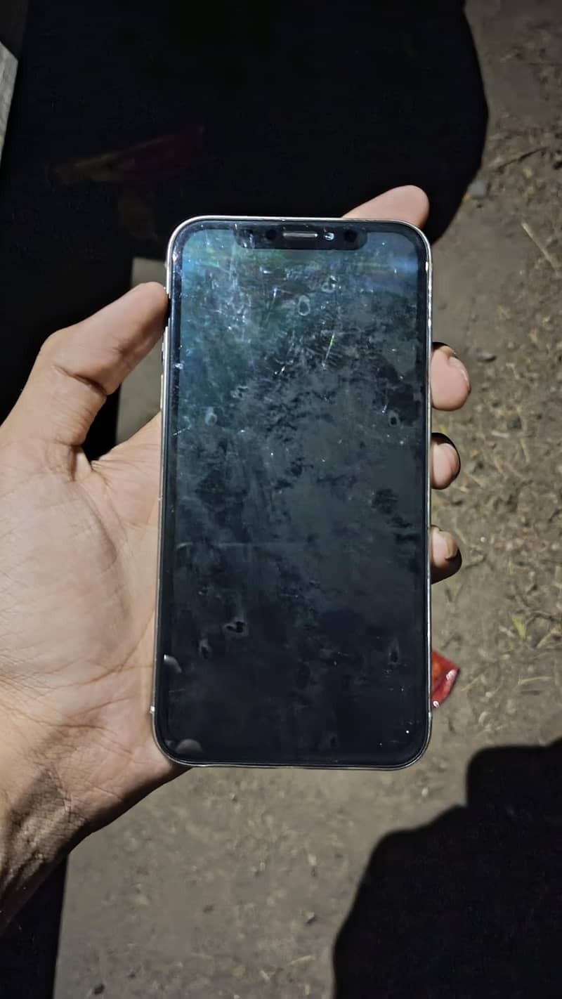 Apple iPhone X 0