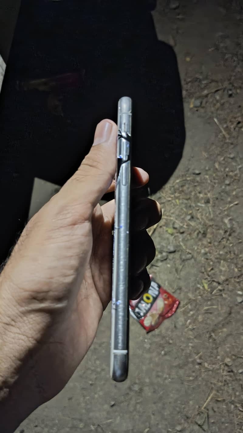 Apple iPhone X 2