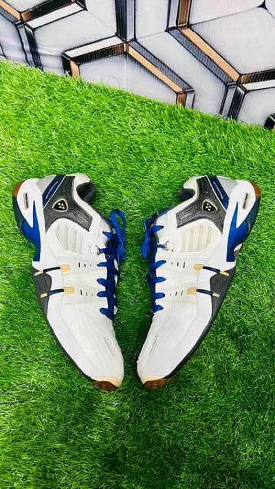 Badminton shoes non marking rubber soul
