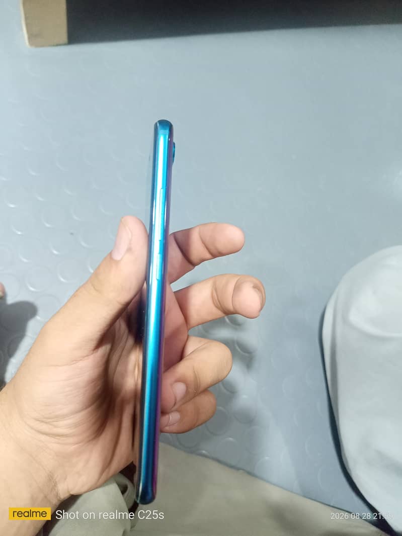 Honor 10 4