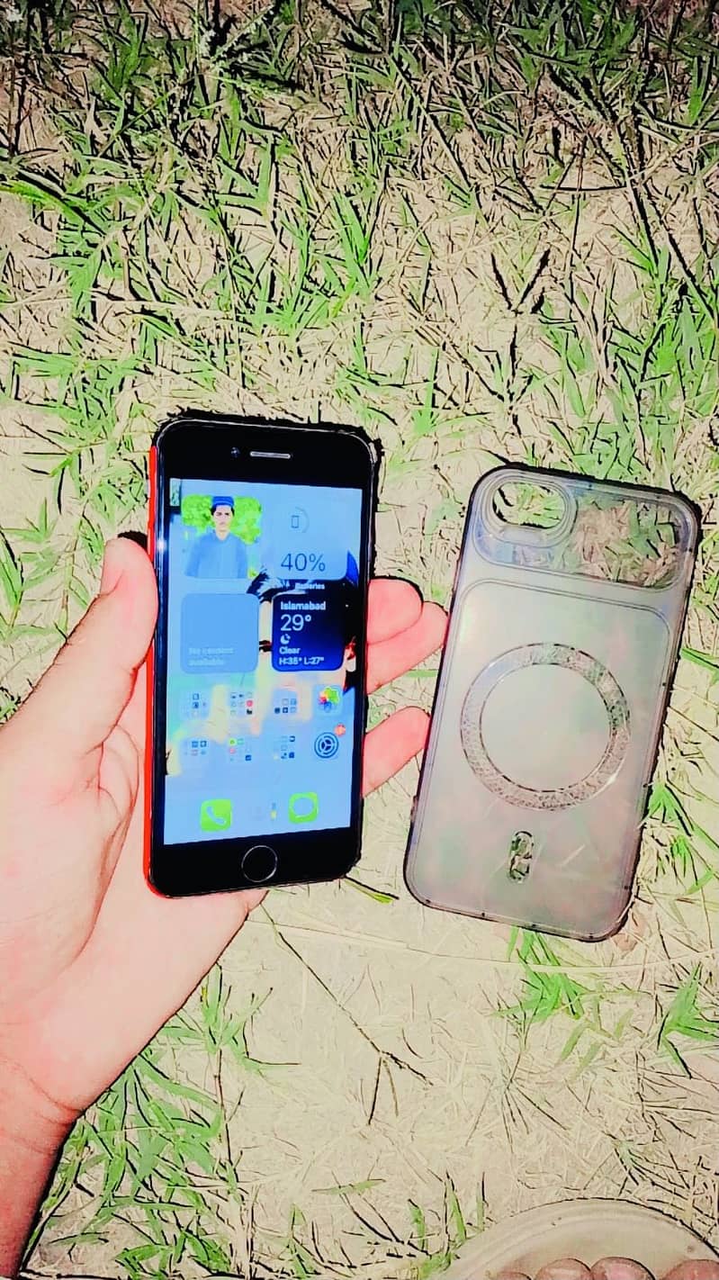 Apple iPhone 7 1