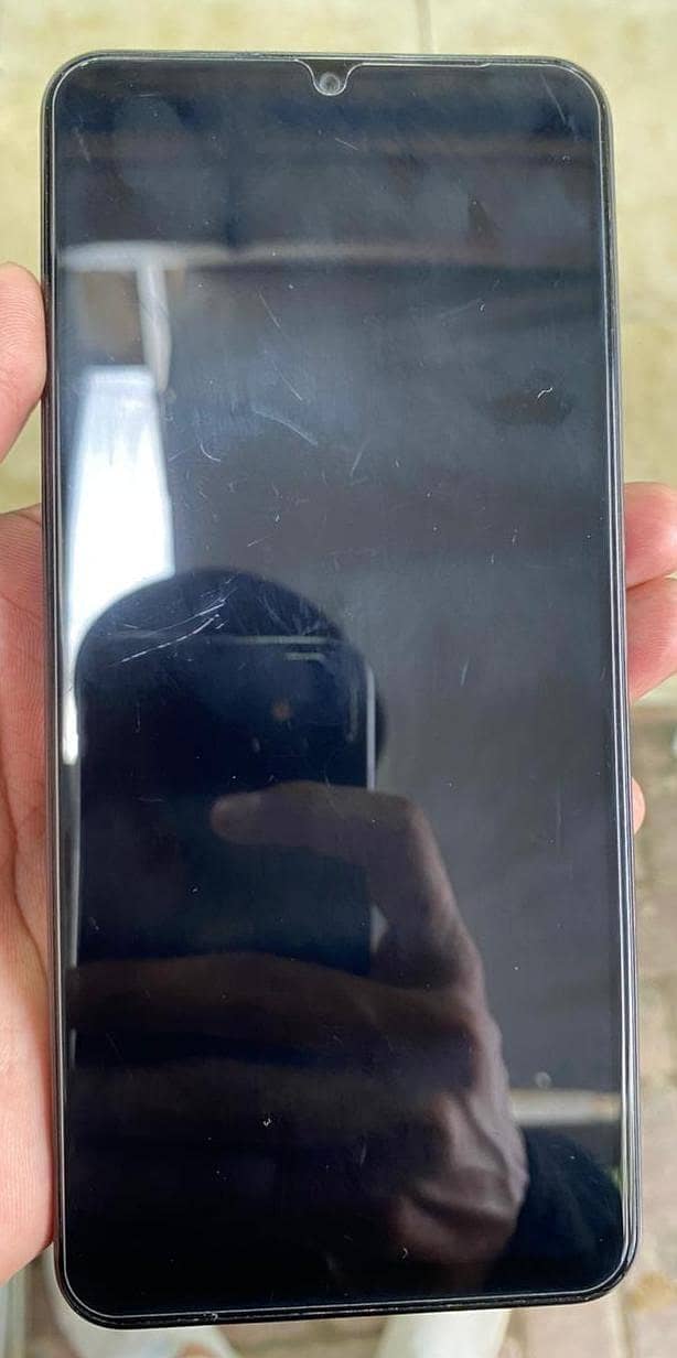 Realme Note 60x 4