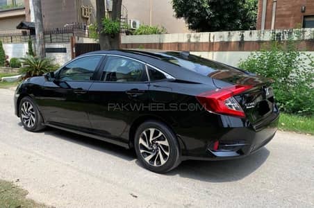 Honda Civic Oriel 2017