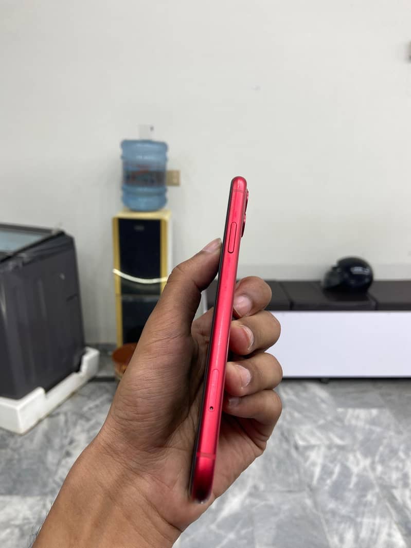 Apple iPhone 11 2