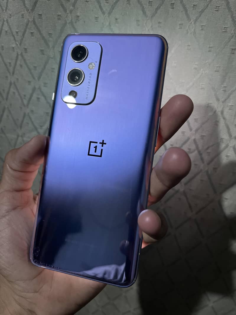 One Plus 9 5G 3