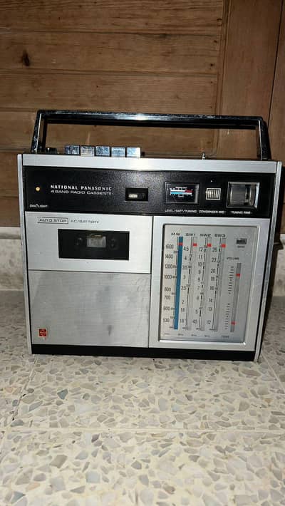 National Panasonic tape and radio