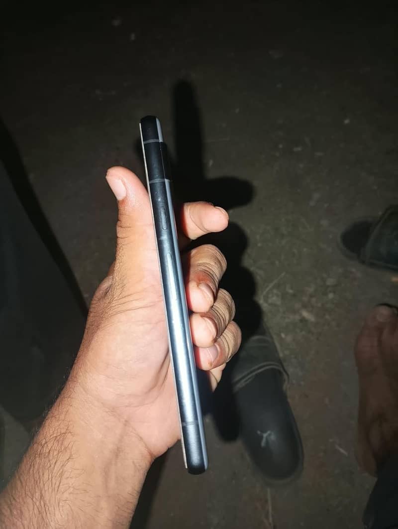 Google Pixel 7a 5
