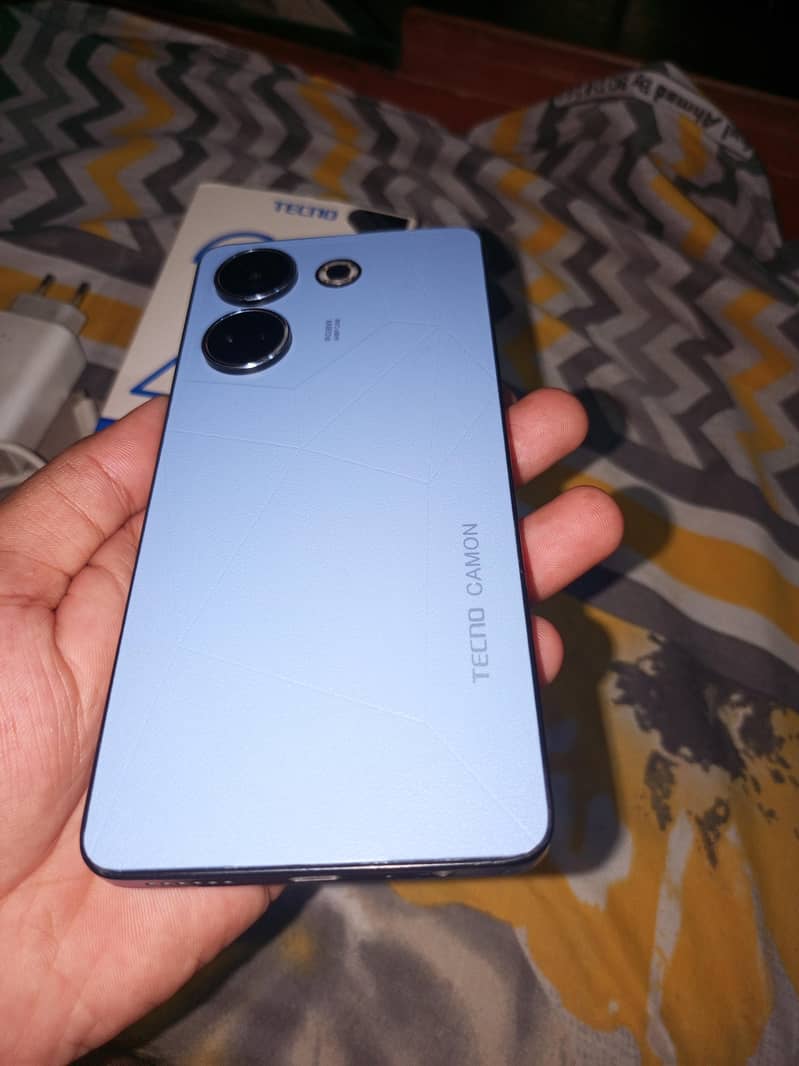 Tecno CAMON 20 9
