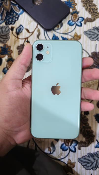 Apple iPhone 11