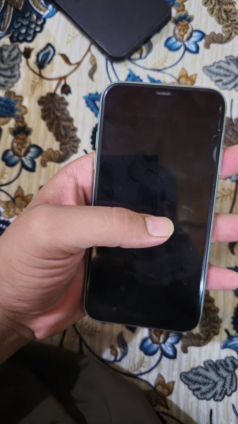 Apple iPhone 11 2