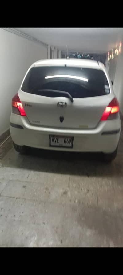 Toyota Vitz 2009