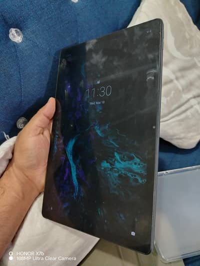 Lenovo tab 10 inch display
