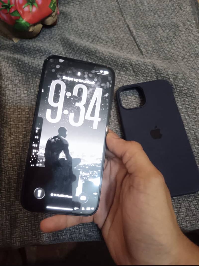 Apple iPhone 13 3