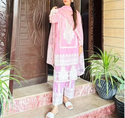 pink colour