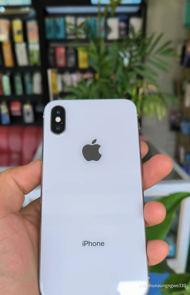 Apple iPhone X 0