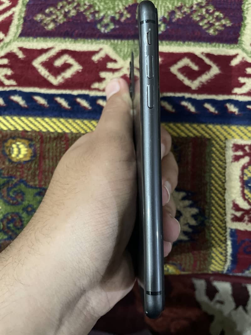 Apple iPhone 11 1