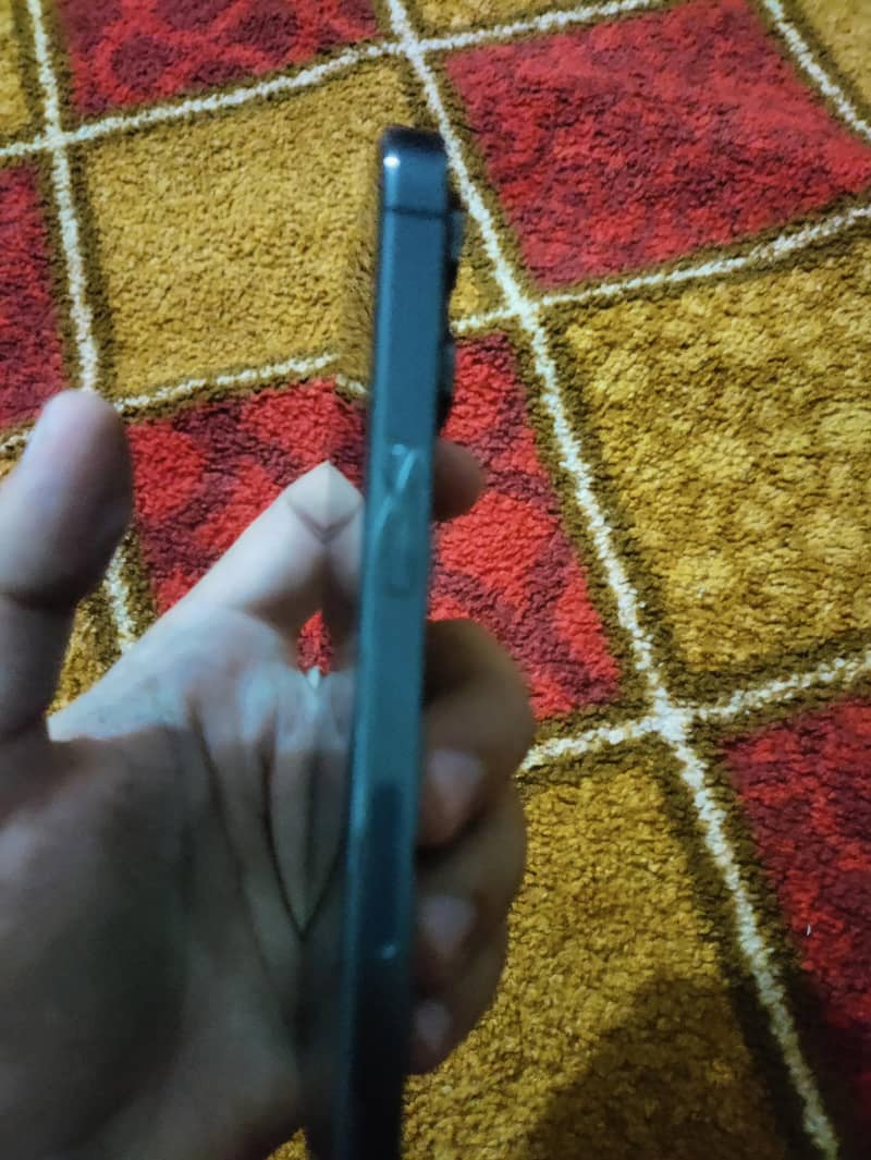 Apple iPhone 13 Pro 7