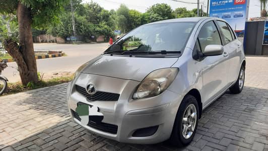 Toyota Vitz 2010
