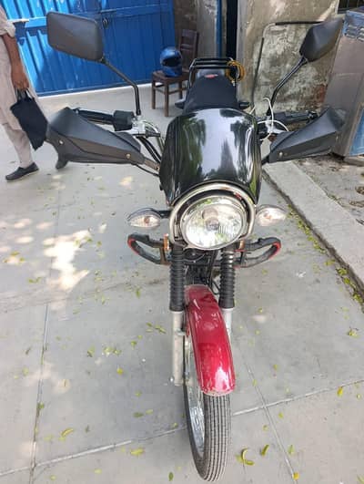 Suzuki GS 150