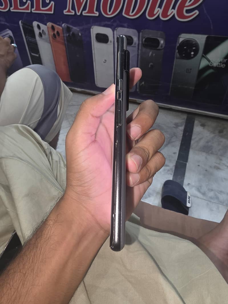Google Pixel 6 Pro 2
