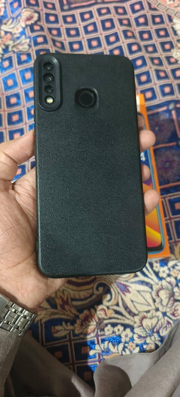 Tecno Spark 4 7
