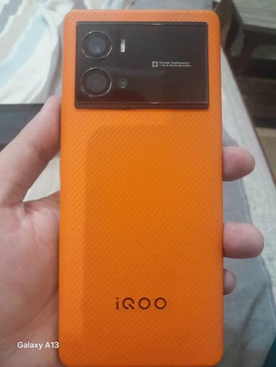 Vivo IQOO 9 Pro 12/256 gb PTA Approved with pink line on screen