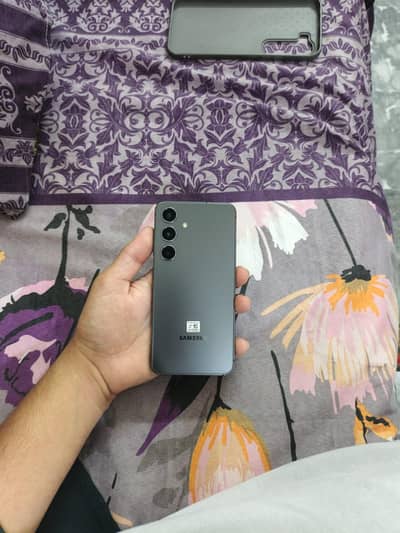 Samsung S24