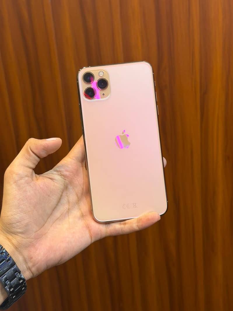 Apple iPhone 11 Pro Max 6