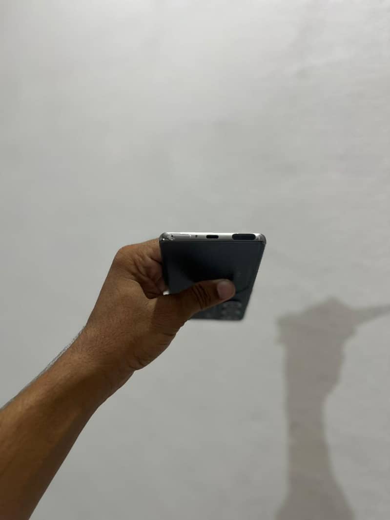 Tecno CAMON 40 Pro 4