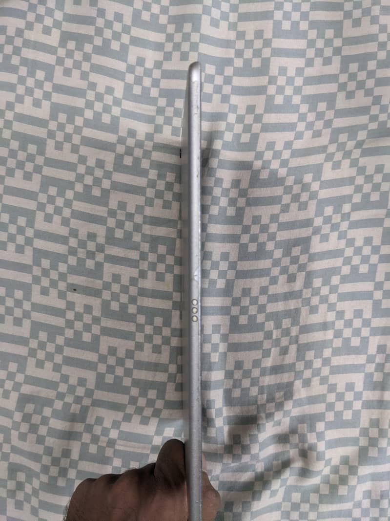ipad pro(9.7) inches 6