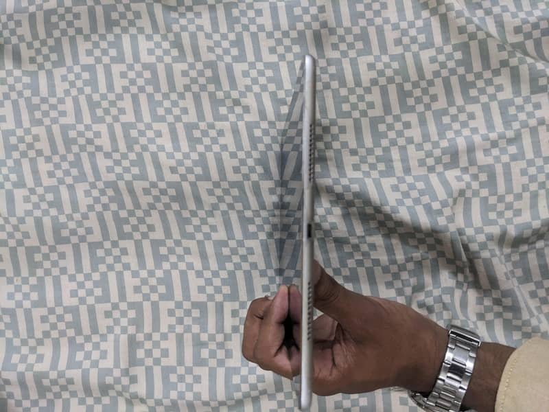 ipad pro(9.7) inches 9