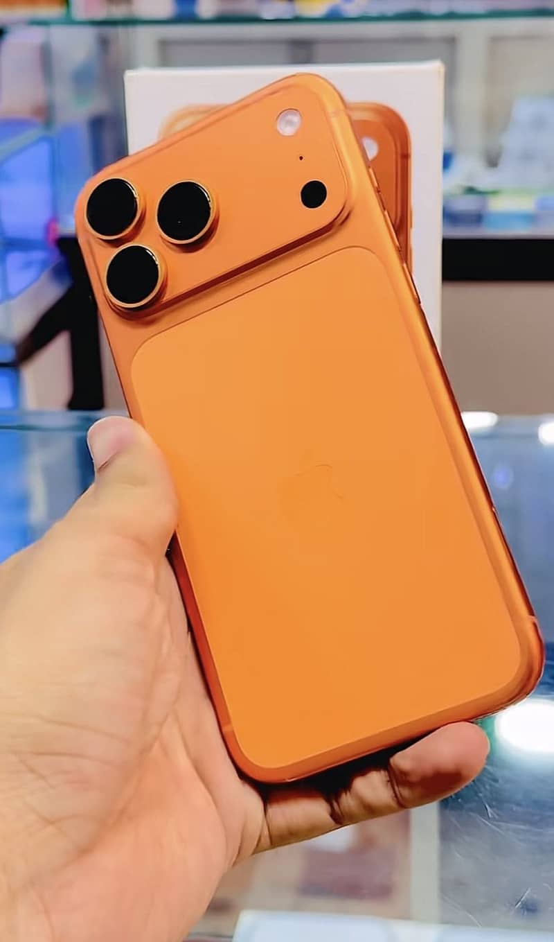 Apple iPhone 17 Pro Max 0