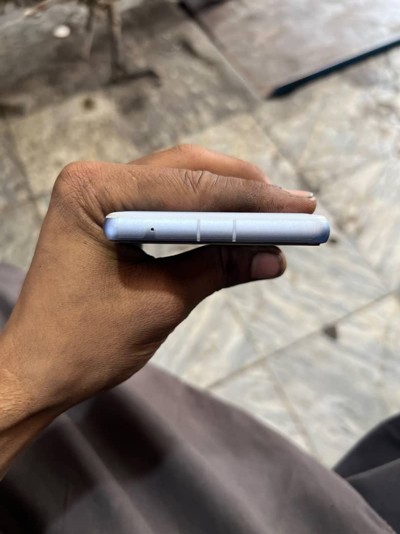 Google Pixel 7a 3