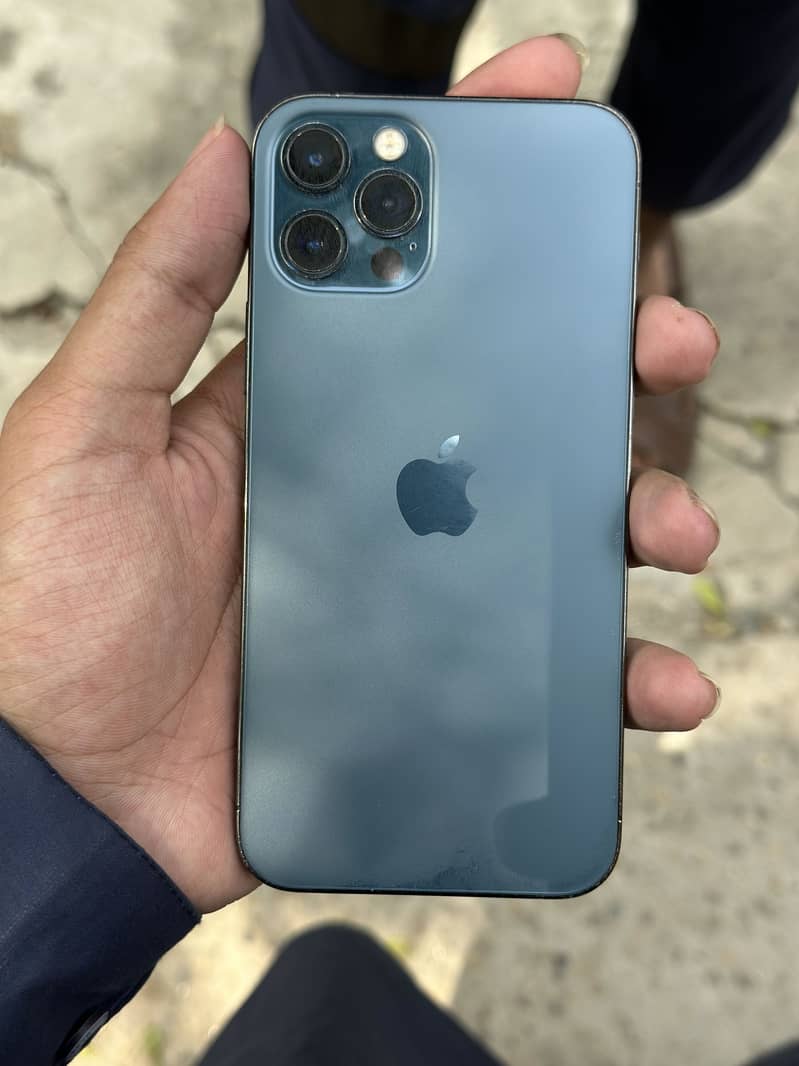 Apple iPhone 12 Pro 1