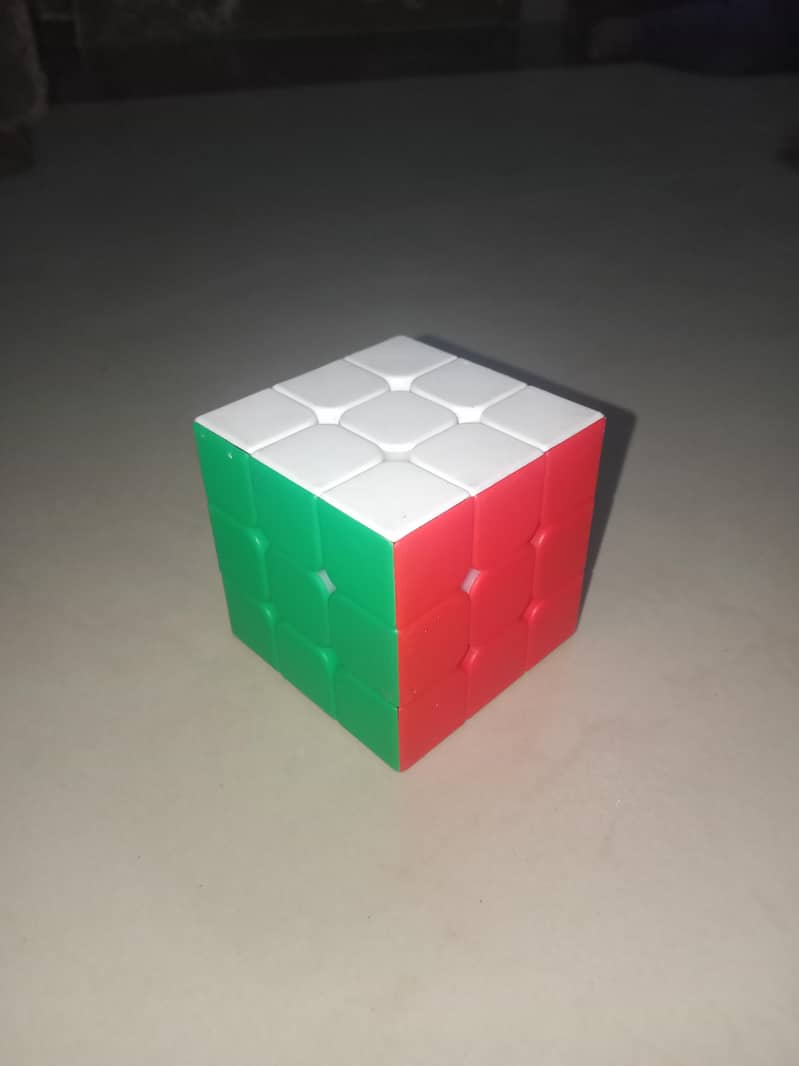 RUBIK'S CUBE 1