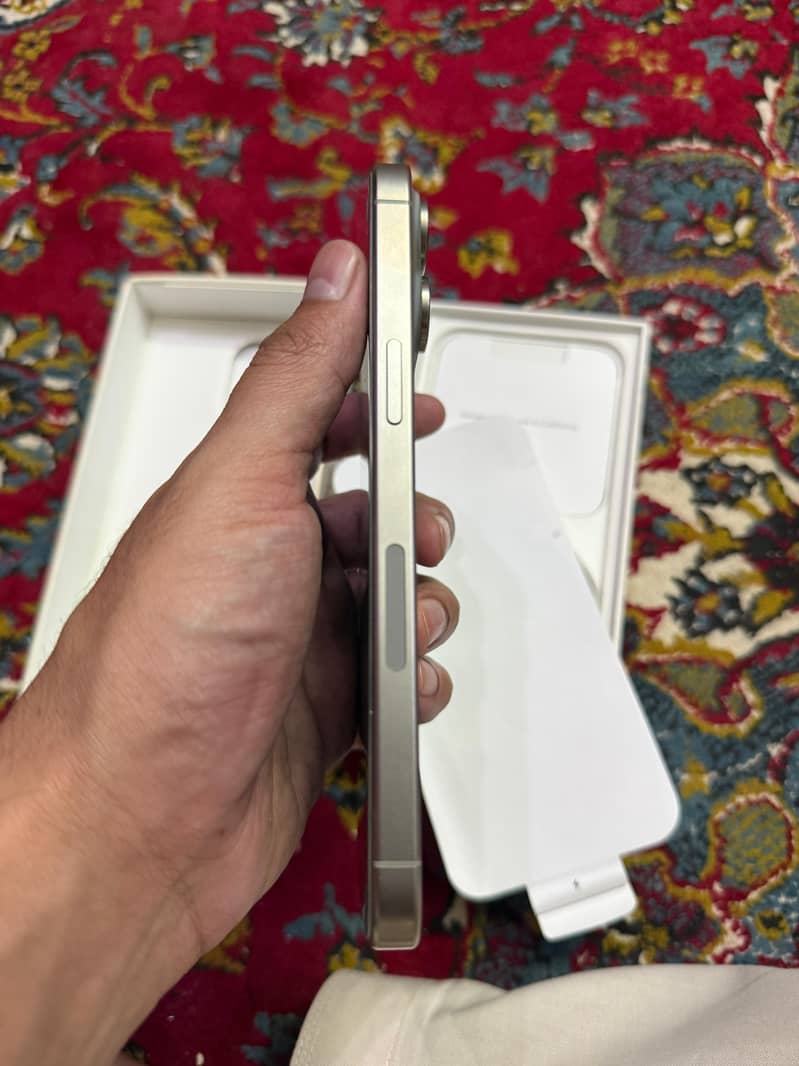 Iphone 15 Pro Max 5