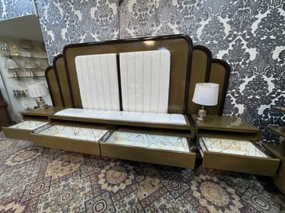 King bed full size with dressing table