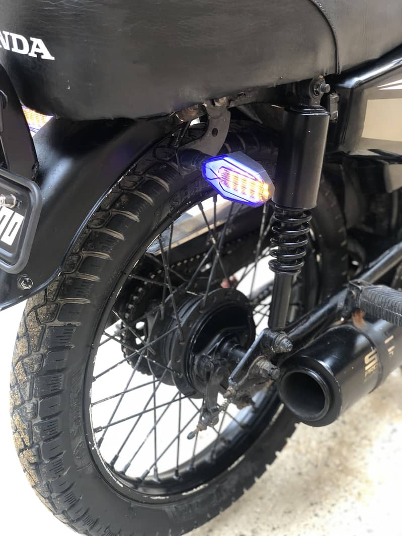 Unique 125 2