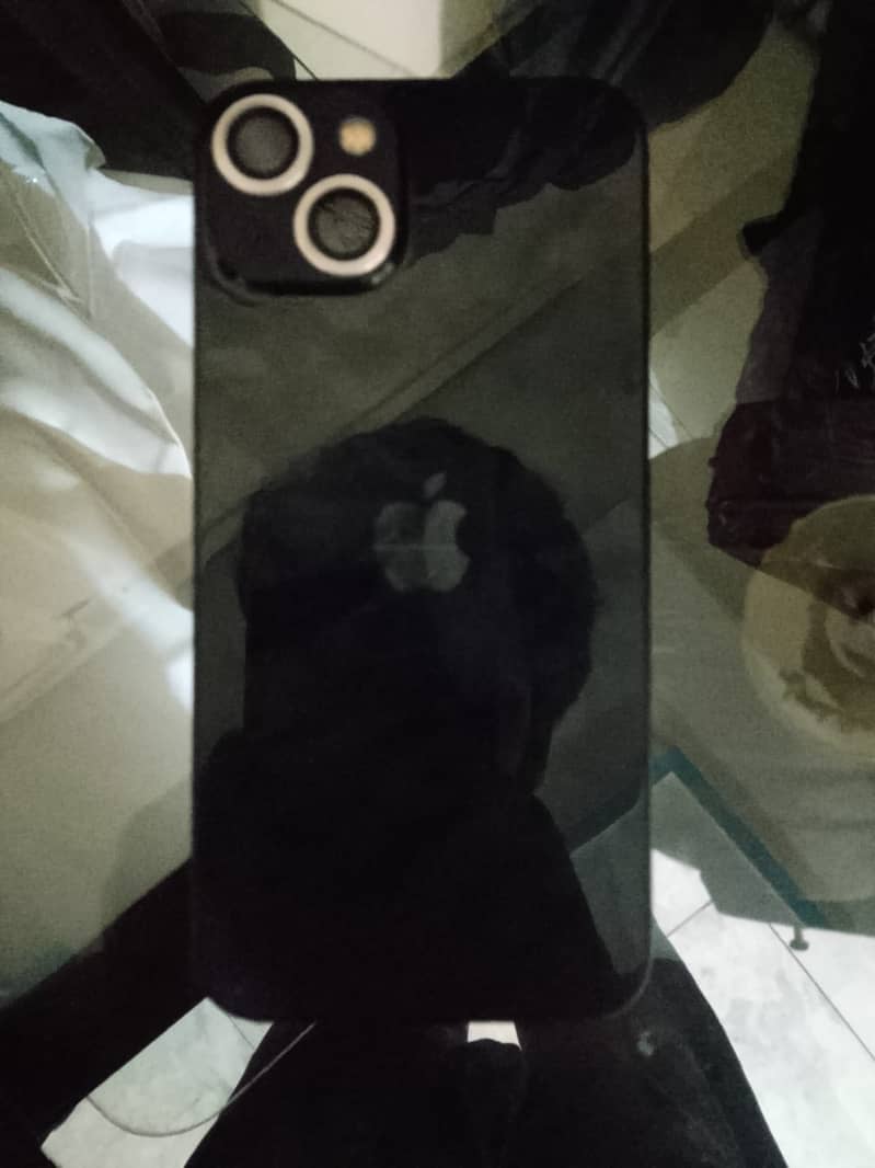 Apple iPhone 13 6