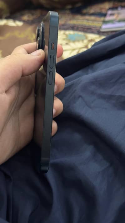 Apple iPhone 14