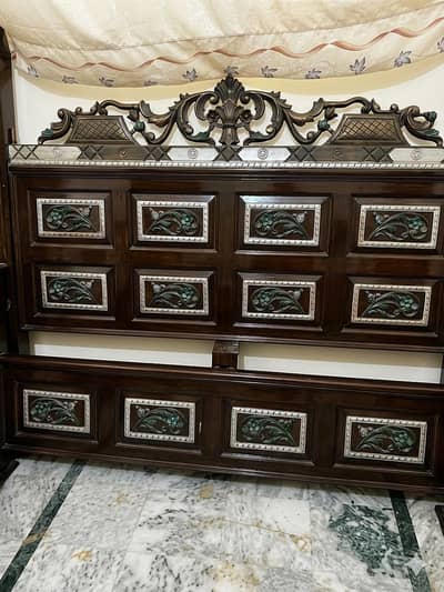 solid sheesham hand curved bed wood. dressing table antique style