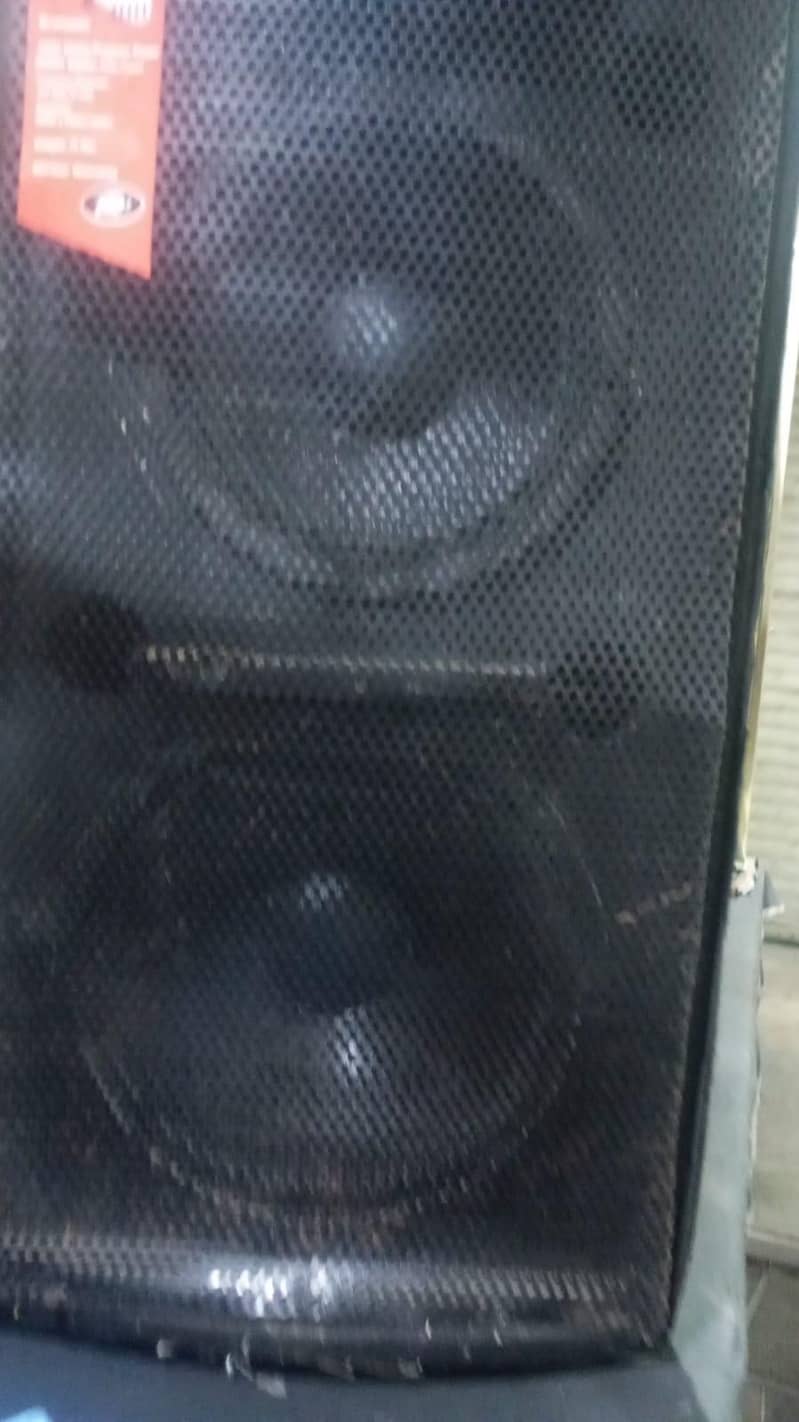 Speakers 2